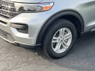 Ford Explorer 2023 ATV XLT 4p SUV