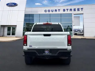 Chevrolet Colorado 2023 4x4 Work Truck Cabina 4 puertas 5 ft. SB