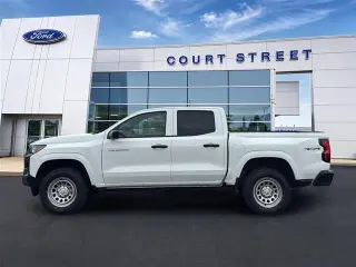 Chevrolet Colorado 2023 4x4 Work Truck Cabina 4 puertas 5 ft. SB