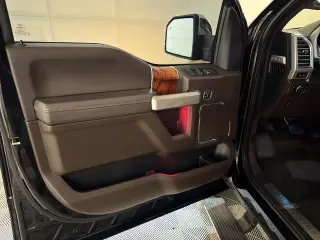 Ford F-150 2016 4x4 King Ranch 4dr SuperCrew 5.5 ft. SB