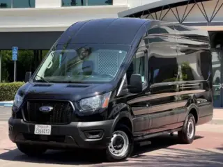 Ford Transit 2023 250 3dr LWB Tech Roof Extendida Camioneta de Carga