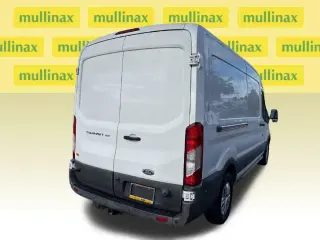 Ford Transit 2017 150 3dr LWB Medium Roof Cargo Van con Puerta Pasaje Lateral Deslizante
