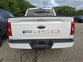 Ford F-150 2023 4x4 XLT 4p SuperCrew 5.5 ft. CB