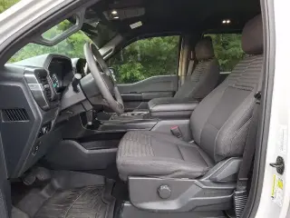 Ford F-150 2023 4x4 XL 4dr SuperCrew 5.5 ft. SB
