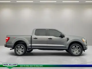Ford F-150 2022 4x4 XL 4p SuperCrew 5.5 ft. SB