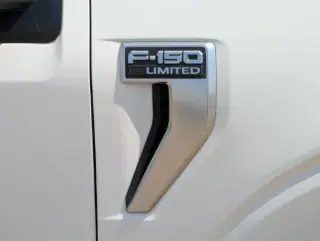 Ford F-150 2021 4x4 Limited 4p SuperCab 5.5 ft. CA