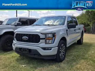 Ford F-150 2023 4x4 XL 4dr SuperCrew 5.5 ft. SB