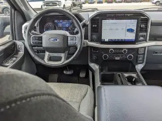 Ford F-150 2022 4x2 XLT 4p SuperCrew 5.5 ft. SB