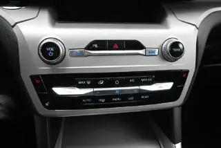 Ford Explorer 2024 AWD XLT 4p SUV