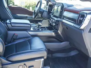 Ford F-150 2023 4x4 Lariat 4p SuperCrew 6.5 ft. SB