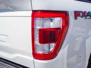 Ford F-150 2023 4x4 Lariat 4p SuperCrew 6.5 ft. SB