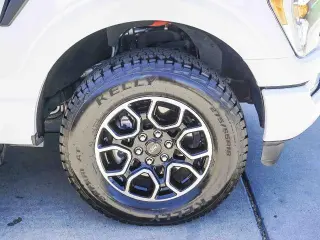 Ford F-150 2023 4x4 Lariat 4p SuperCrew 6.5 ft. SB