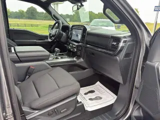 Ford F-150 2023 4x4 XLT 4dr SuperCrew 6.5 ft. SB