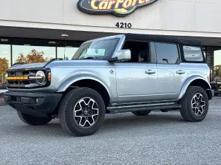 Ford Bronco 2023 4x4 Outer Banks 4p SUV