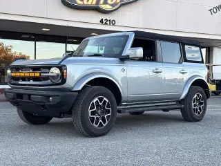 Ford Bronco 2023 4x4 Outer Banks 4p SUV