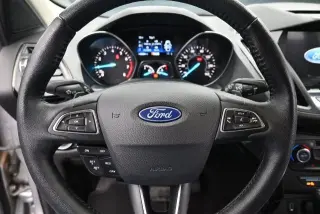 Ford Escape 2017 Titanium 4p SUV