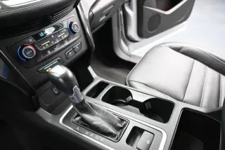 Ford Escape 2017 Titanium 4p SUV