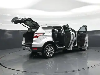 Ford Escape 2017 Titanium 4p SUV