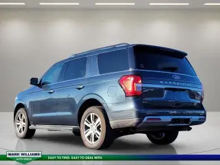 Ford Expedition 2024 4x4 XLT 4dr SUV