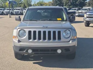 Jeep Patriot 2015 Latitude 4dr SUV
