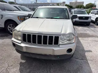 Jeep Grand Cherokee 2007 Laredo 4p SUV