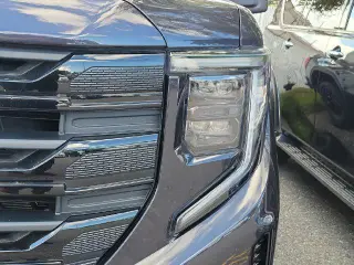 GMC Sierra 1500 2025 4x4 Elevation Standard 4p Puerta de Tripulacion Crew Cab 5.8 ft. SB