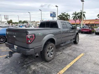 Ford F-150 2014 4x4 FX4 4p SuperCrew Estilo Side 5.5 ft. SB