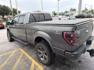 Ford F-150 2014 4x4 FX4 4p SuperCrew Estilo Side 5.5 ft. SB