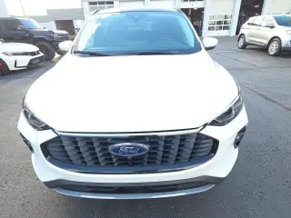 Ford Escape Hybrid 2023 AWD Platinum 4dr SUV