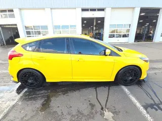 Ford Focus 2017 ST 4dr Hatchback