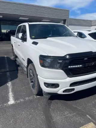 Ram 1500 2020 4x4 Lone Star 4dr Cabina de Tripulacion Extra Corta 5.6 ft. SB Pickup