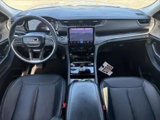 Jeep Grand Cherokee L 2023 4x4 Limitada 4p SUV
