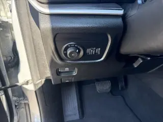 Jeep Grand Cherokee L 2023 4x4 Limitada 4p SUV