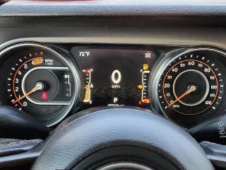 Jeep Wrangler 2023 4x4 Sport 4p SUV