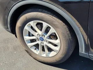 Ford Escape Hybrid 2022 SE 4dr SUV