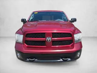Ram 1500 2014 4x4 SLT 4p Cubica Quad Cab 6.3 ft. CB Camioneta