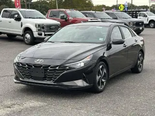 Hyundai ELANTRA 2023 Limited 4dr Sedán SULEV
