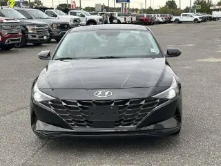 Hyundai ELANTRA 2023 Limited 4dr Sedán SULEV