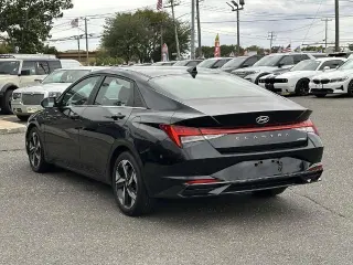 Hyundai ELANTRA 2023 Limited 4dr Sedán SULEV