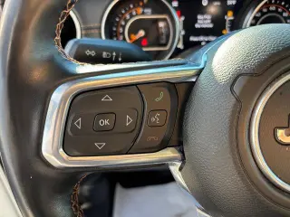 Jeep Gladiator 2022 4x4 Overland 4p Cabaaña Crew 5.0 ft. CB