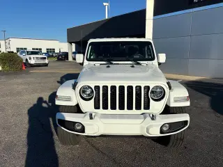 Jeep Gladiator 2022 4x4 Overland 4p Cabaaña Crew 5.0 ft. CB