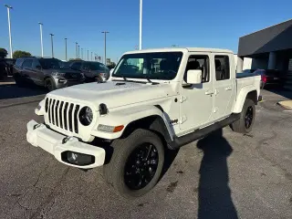 Jeep Gladiator 2022 4x4 Overland 4p Cabaaña Crew 5.0 ft. CB