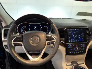 Jeep Grand Cherokee 2019 4x2 Summit 4dr SUV