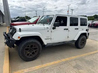 Jeep Wrangler Unlimited 2013 4x4 Sahara 4p SUV