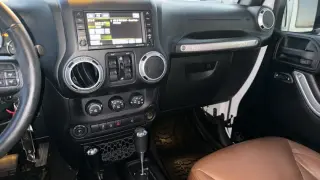 Jeep Wrangler Unlimited 2016 4x4 Sahara 4p SUV