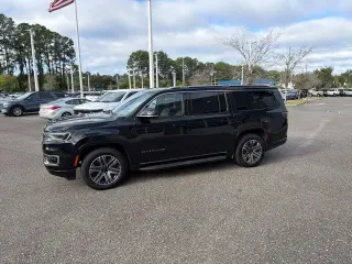 Jeep Wagoneer L 2024 4x4 Serie II SUV de 4 puertas