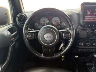 Jeep Wrangler Unlimited 2017 4x4 Sahara 4dr SUV