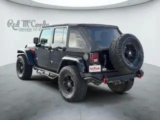 Jeep Wrangler Unlimited 2017 4x4 Sahara 4dr SUV