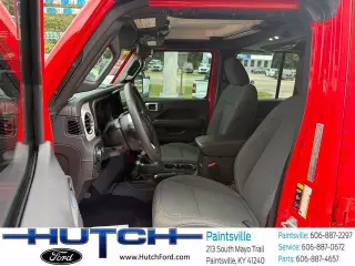 Jeep Wrangler 2025 4x4 Sahara 4dr SUV