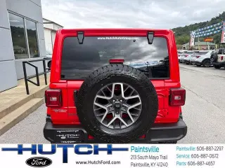 Jeep Wrangler 2025 4x4 Sahara 4dr SUV